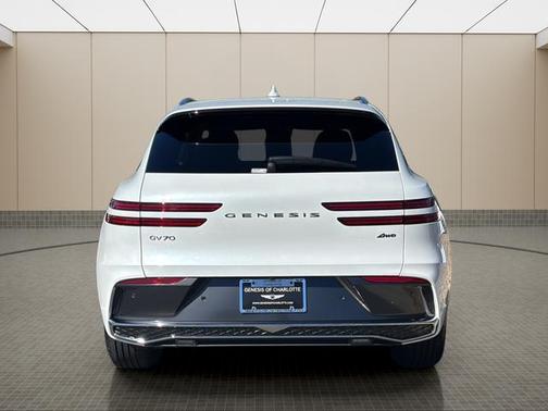 2026 Genesis GV70 2.5T