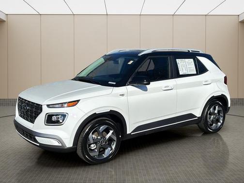 2023 Hyundai VENUE Limited