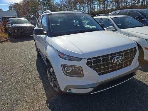 2023 Hyundai VENUE Limited