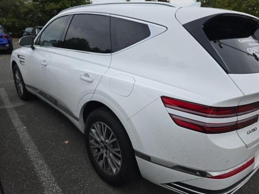 2025 Genesis GV80 2.5T
