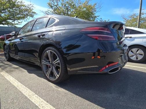 2025 Genesis G70 3.3T Sport Advanced