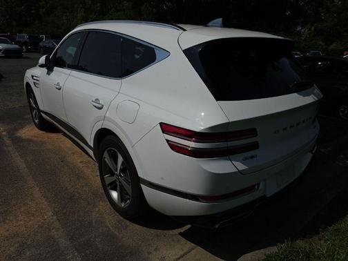 Alta White 2024 Genesis GV80 2.5T