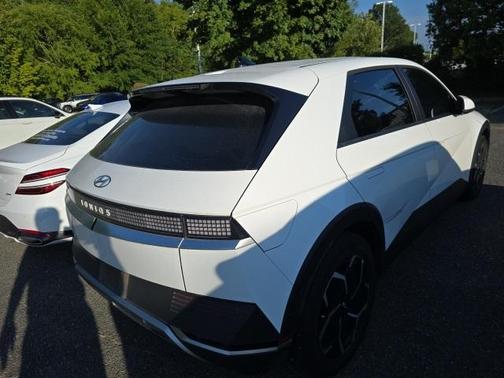 2022 Hyundai IONIQ 5 SEL