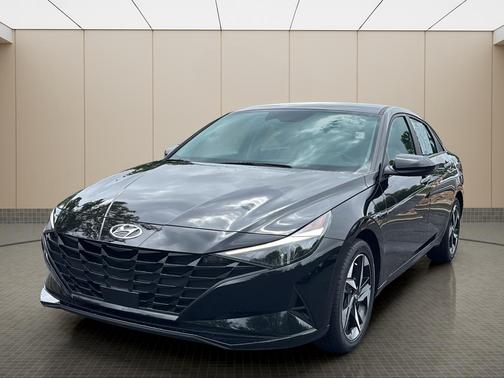 Onyx Black 2023 Hyundai ELANTRA SEL