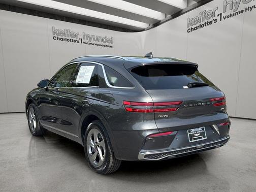 Makalu Gray 2026 Genesis GV70 2.5T