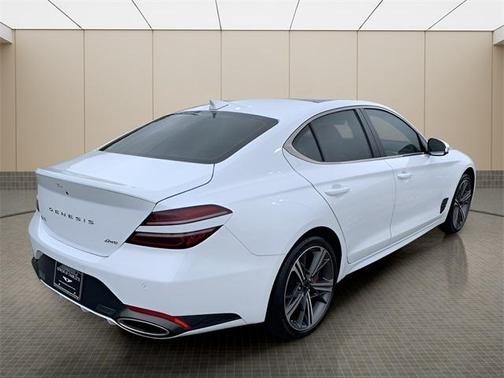 2025 Genesis G70 2.5T