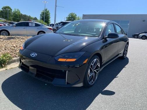 2025 Hyundai IONIQ 6 SEL