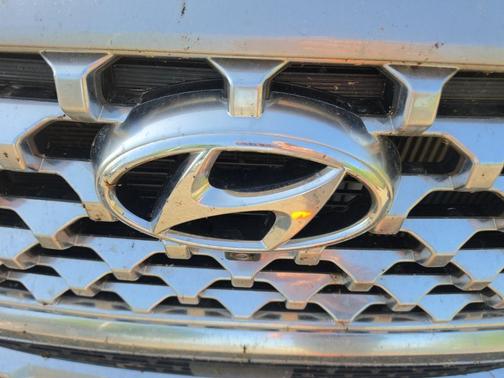 Shimmering Silver Pearl 2021 Hyundai SANTA FE Limited