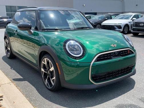 2025 MINI Hardtop