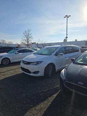 2017 Chrysler Pacifica Limited