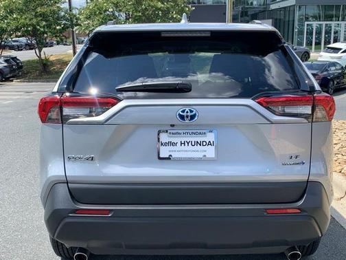 2024 Toyota RAV4 Hybrid LE