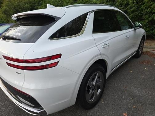 2026 Genesis GV70 2.5T