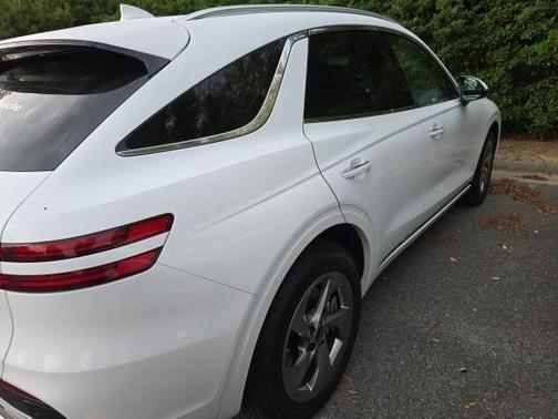 2026 Genesis GV70 2.5T