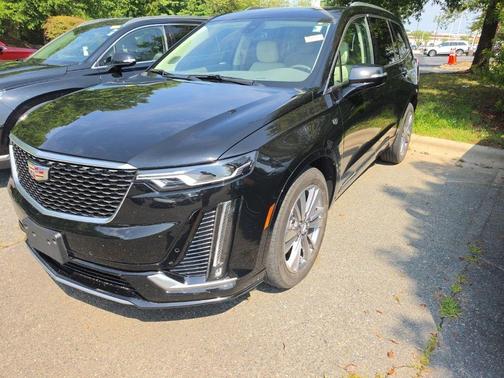 Stellar Black Metallic 2023 Cadillac XT6 Premium Luxury AWD