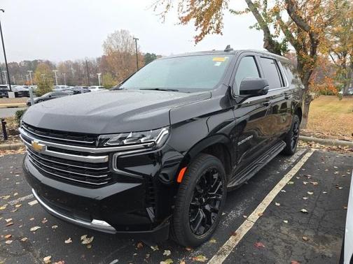 2022 Chevrolet Suburban LT