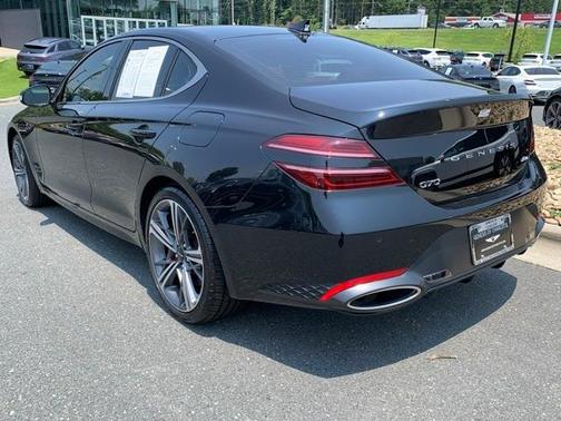 2025 Genesis G70 2.5T