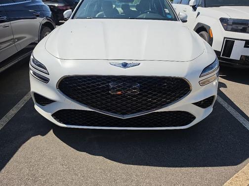Verbier White 2023 Genesis G70 2.0T