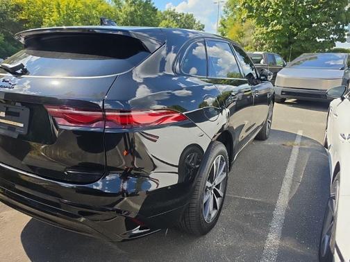 Santorini Black 2025 Jaguar F-PACE P250 R-Dynamic S