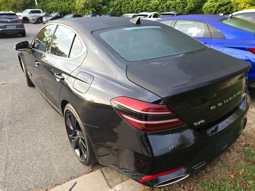 2022 Genesis G70 3.3T