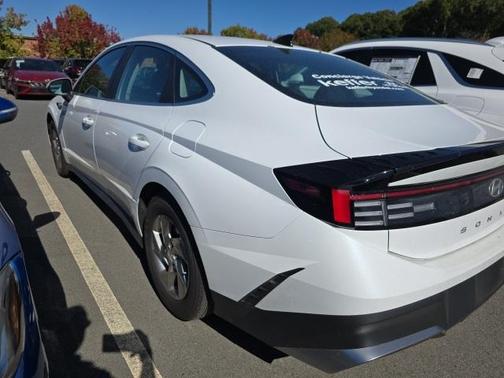 2025 Hyundai SONATA SE