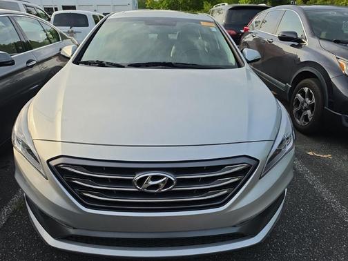 Symphony Silver 2017 Hyundai SONATA Sport