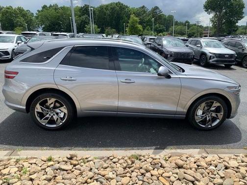2023 Genesis Electrified GV70 Advanced