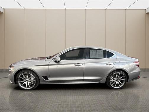 2026 Genesis G70 2.5T Prestige