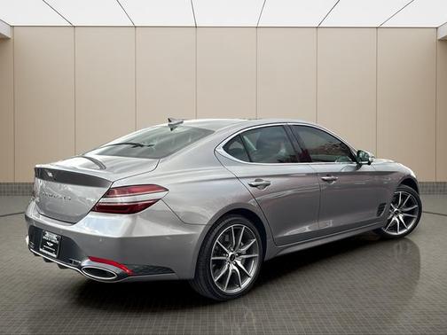 2026 Genesis G70 2.5T Prestige