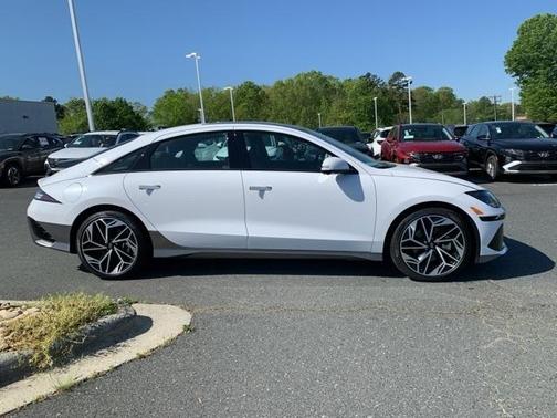 2025 Hyundai IONIQ 6 Limited