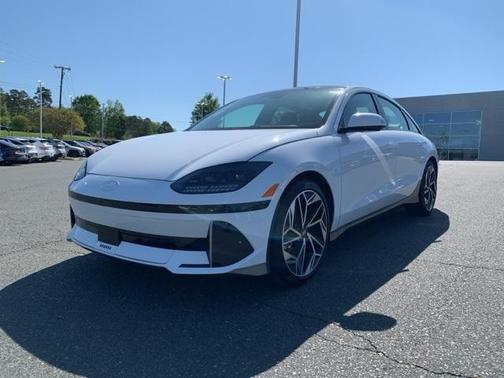 2025 Hyundai IONIQ 6 Limited