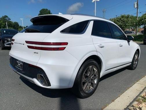 2025 Genesis GV70 2.5T