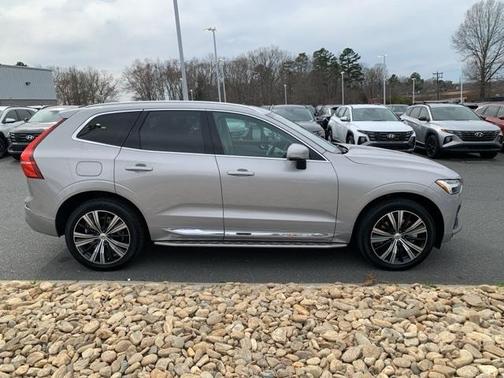 2022 Volvo XC60 Recharge Plug-In Hybrid T8 Inscription