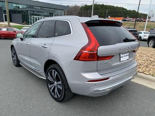 2022 Volvo XC60 Recharge Plug-In Hybrid T8 Inscription