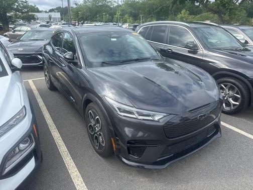 2021 Ford Mustang Mach-E GT