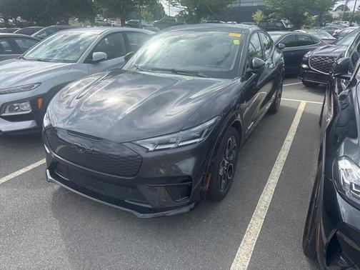2021 Ford Mustang Mach-E GT