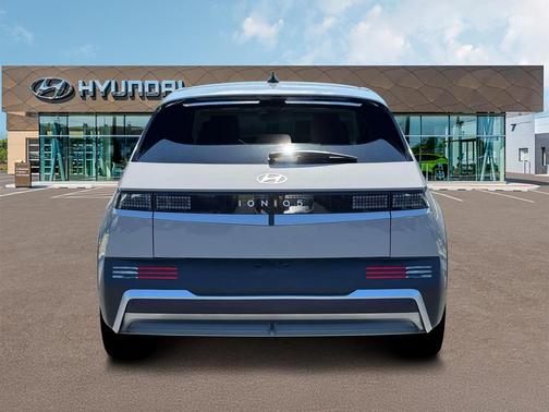 Cyber Gray 2026 Hyundai IONIQ 5 SE