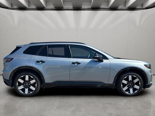 Mercury Silver Metallic 2024 Honda Prologue Elite