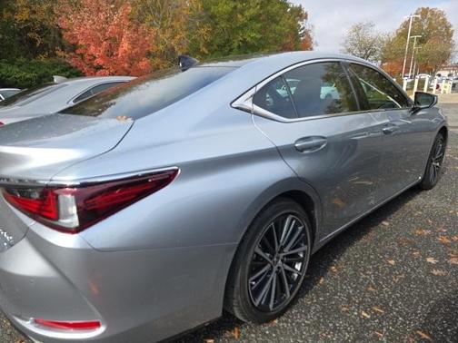 2023 Lexus ES 350 350