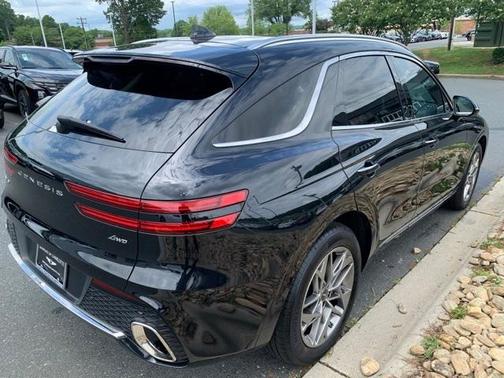 2025 Genesis GV70 2.5T