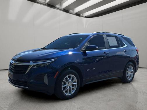 Blue Glow Metallic 2022 Chevrolet Equinox 1LT