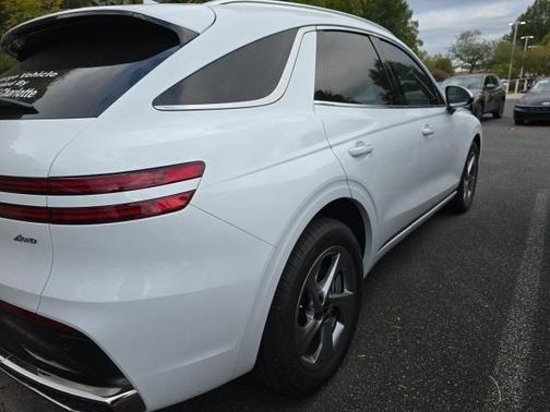 2026 Genesis GV70 2.5T