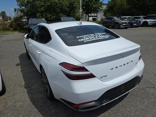 2025 Genesis G70 2.5T