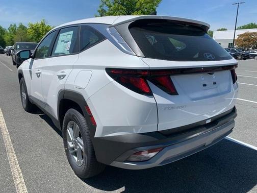 2025 Hyundai TUCSON SE