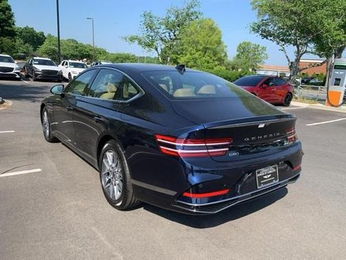 2025 Genesis G80 2.5T