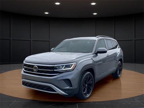 2022 Volkswagen Atlas 3.6L SE w/Technology