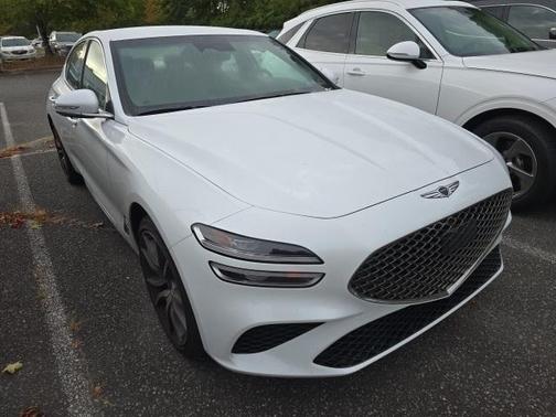 2026 Genesis G70 2.5T Standard