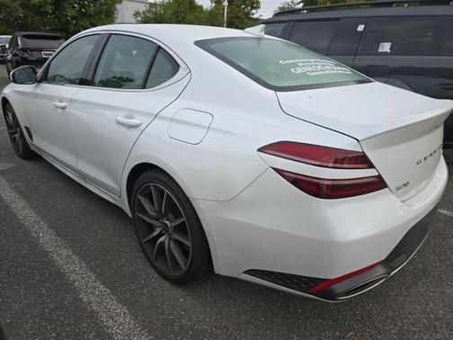 2026 Genesis G70 2.5T Standard