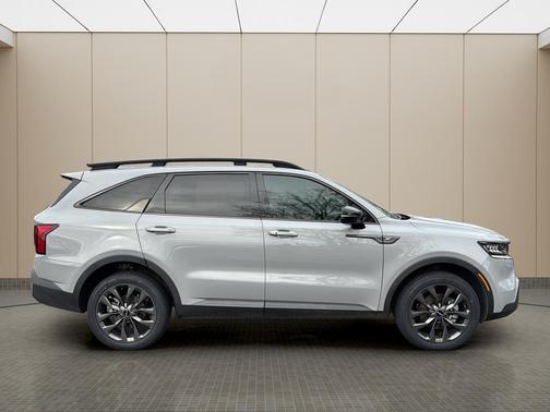 2022 Kia Sorento X-Line EX