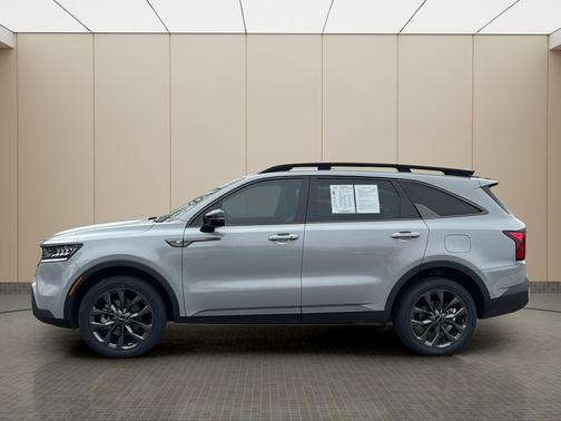 2022 Kia Sorento X-Line EX