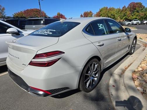 2026 Genesis G70 2.5T Standard